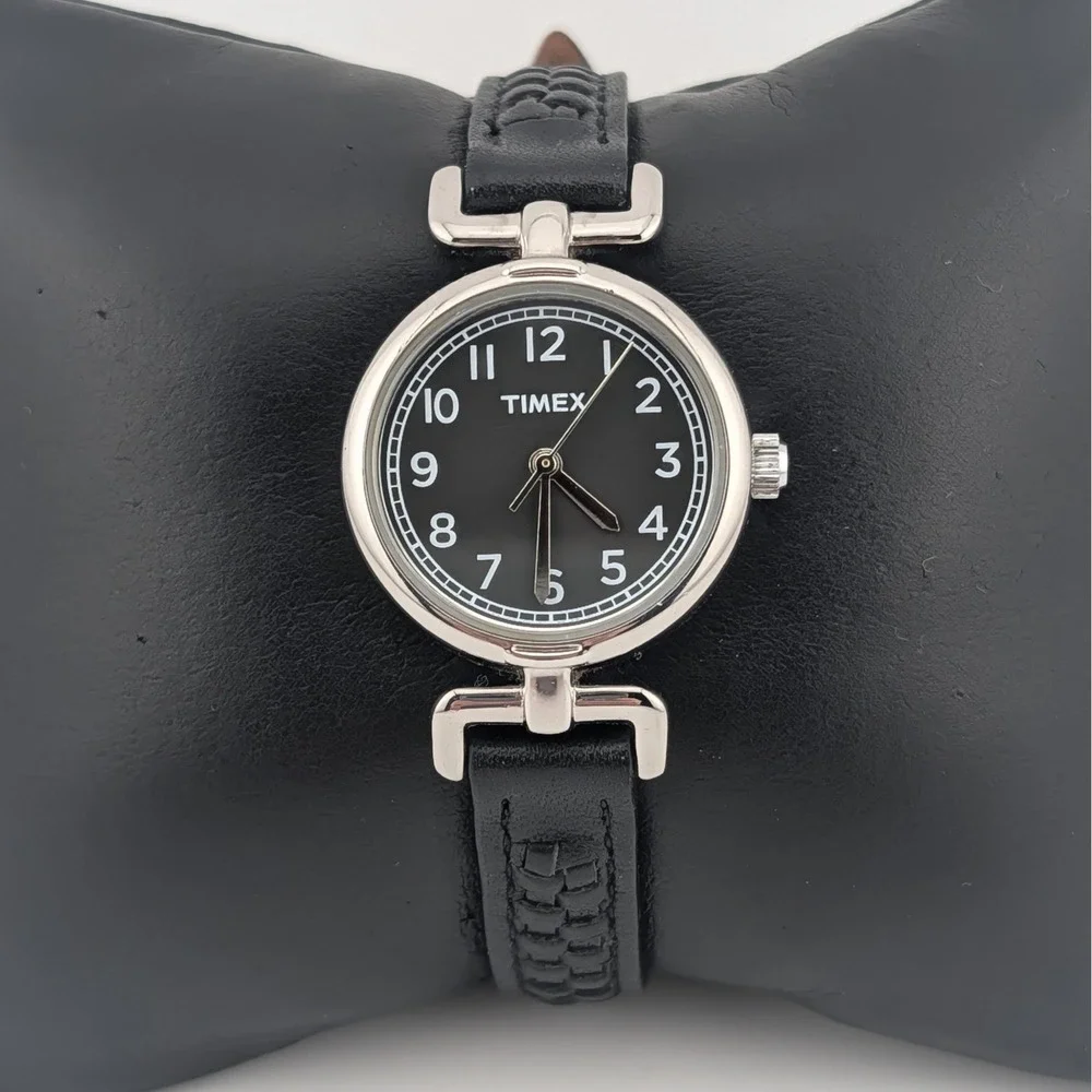 Timex Dark Brown Dial Leather Strap Watch Silver Tone‎ Quartz